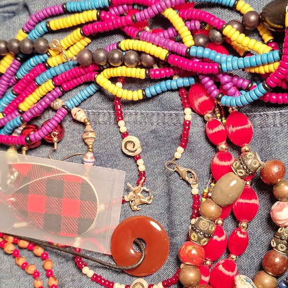 25 Bundle Lot Southwestern Boho Style Jewelry RED Themed Cowboy Hippie Wearable - Picture 10 of 10